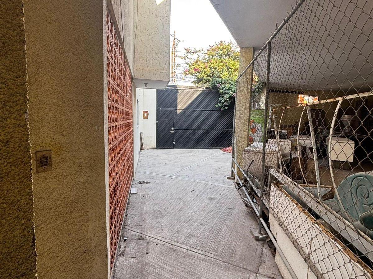 Bodega en Venta en Av Paseo de Las Artes 204