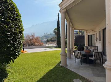 Casa de 4 habitaciones, Atizapán de Zaragoza · Casa en Venta en La Cima