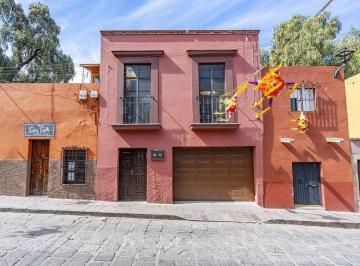 b9daa0604724f52d76c92057179fbbcea068614e0414ec072734f1cfce5a26b5 · Dos Casas Independientes en Venta en El Centro de San Miguel de Allende