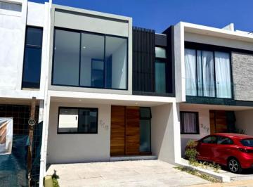 Casa de 3 habitaciones, Tlajomulco de Zúñiga · Casa Dentro de Coto en Bosques de Santa Anita