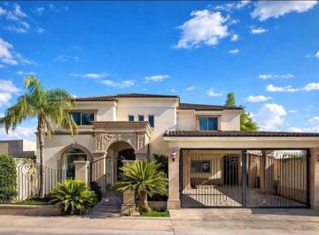 Casa de 4 habitaciones, Hermosillo · Casa en Venta en Loreto Residencial en Hermosillo, Sonora