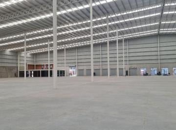 Nave industrial , Toluca · Bodega de 6,500 m² en Toluca Dentro de Parque con Seguridad 24hrs
