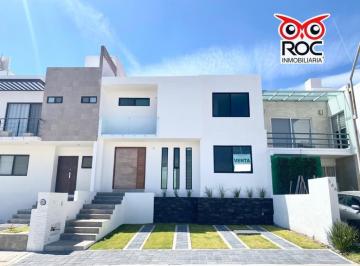 Casa · 149m² · 3 Recámaras · 2 Estacionamientos · Casa en Venta o Renta en Biogrand Juriquilla, Querétaro
