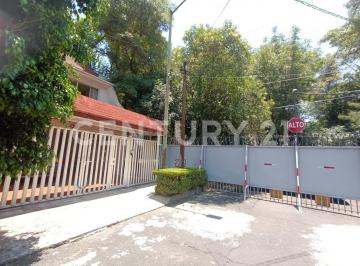 Casa · 315m² · 4 Recámaras · 3 Estacionamientos · Casa en Venta en Prado Coapa 3era Secc. Tlalpan, Cdmx