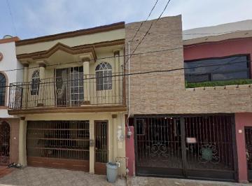 Casa de 3 habitaciones, Guadalupe · Casa en Venta en Rieceras del Rio, Guadalupe, Nuevo Leon - Sf