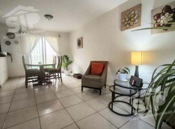 Casa · 102m² · 3 Recámaras · 1 Estacionamiento · Venta Casa Amueblada en Col Amp Bonanza en Saltillo