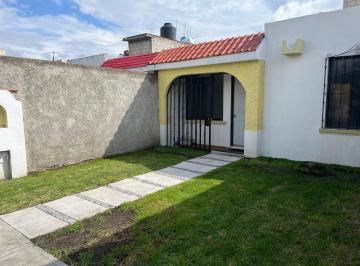 Casa de 2 habitaciones, Pachuca · ¡Hermosa Casa Recién Remodelada en Zona Tranquila!