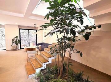 e5936d2837443616747c06a4ae269404b37fdb440a8cf7639b3ea3c1a9fbbbf4 · Casa Saya en Parques Zibatá | 245 m², 3 Recámaras y un Árbol Adentro