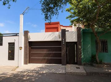 5ae2745f1766ea67275bc229b9b252aa3eb1e89ccf9e044c90541d8d5e9690a6 · Casa con 3 Recámaras de 146 m² en Venta en Benito Juárez