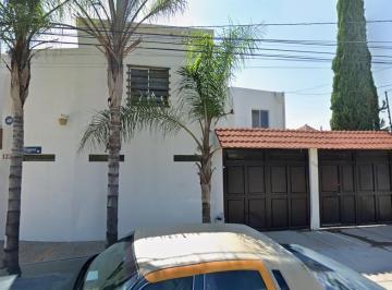 Casa de 3 habitaciones, León · Preciosa Casa en Venta Ubicada en Leon de Los Adalma, Guanajuato.