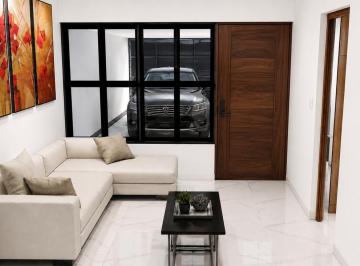 Casa de 3 habitaciones, Zapopan · ¡Casa Totalmente Remodelada en Venta!