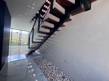 Casa · 212m² · 4 Recámaras · 3 Estacionamientos · Casa en Venta en Parque Vilansa, Lomas de Angelópolis III