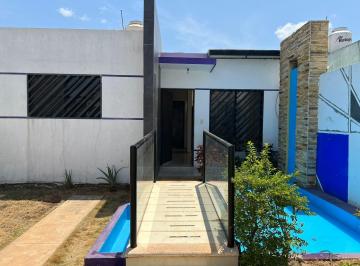 Casa · 160m² · 2 Recámaras · 1 Estacionamiento · Casa en Renta Girasoles de Opichen