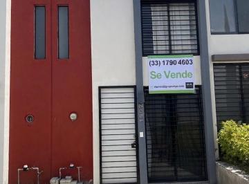 Casa en condominio de 2 habitaciones, Tlajomulco de Zúñiga · Venta en Vista Sur, Tlajomulco – Excelente Iluminación Lista Para Habitar