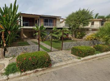 Casa de 3 habitaciones, Zihuatanejo de Azueta · Venta de Amplia y Hermosa Casa Ubicada en Ixtapa Zihuatanejo, Guerrero!