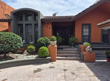 Casa de 3 habitaciones, Saltillo · Casa con Ofinica a Pie de Calle Externa a La Casa