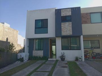 Casa en condominio · 143m² · 4 Recámaras · 2 Estacionamientos · Casa en Venta en Casa Fuerte, Tlajomulco de Zuñiga