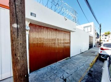 Casa Venta de 2 habitaciones · Casa en Venta a Una Calle de Boulevard 5 de Mayo Para Oficinas o Vivienda $3300,000