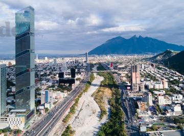 Oficina · 58 Estacionamientos · Oficina en Renta en Obispado, Monterrey