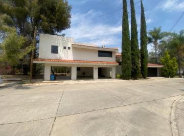 Casa · 383m² · 4 Recámaras · Casa en Venta en Gran Jardín Leon Guanajuato