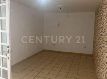 Casa · 227m² · 2 Recámaras · 1 Estacionamiento · Casa en Renta en Colonia Bosque de La Victoria.