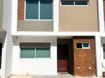 Casa de 3 habitaciones, Mazatlán · Casa en Venta en Portovera Modelo Sur