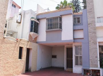 Casa · 78m² · 2 Recámaras · 2 Estacionamientos · Casa en Venta Residencial Victoria Guadalajara Jalisco
