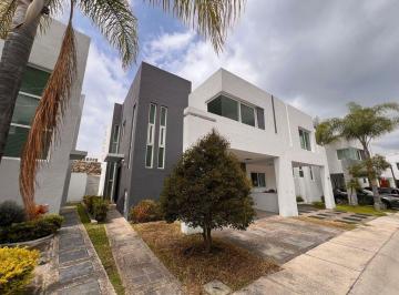 Casa en condominio · 200m² · 3 Recámaras · Casa Amplia en Renta en Fraccionamiento Bosque Real, Bosques de Santa Anita Tlajomulco