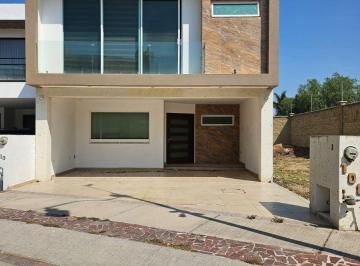 Casa de 3 habitaciones, León · Se Renta Casa en Moyorazgo San Diego