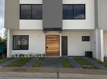 Casa de 3 habitaciones, Zapopan · Casa en Renta en Valle Imperial - Coto Egipcio 47