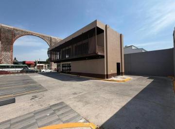 Local comercial · 600m² · 7 Estacionamientos · Local Comercial en Renta – Calzada de Los Arcos, Querétaro - (4)