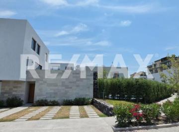 Casa · 147m² · 2 Recámaras · 2 Estacionamientos · En Renta Casa en Planta Baja en Condominio, Cumbres del Lago. - (4)