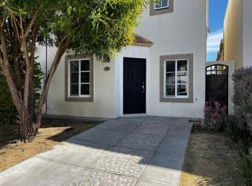 Casa en condominio de 4 habitaciones, El Marqués · Casa en El Refugio Venta