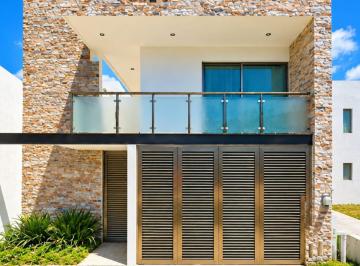 Casa de 3 habitaciones, Mérida · Casa Amueblada | Jacuzzi, Estudio y 3 Recámaras con Baño