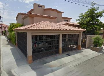 Casa de 4 habitaciones, Mexicali · Excelente Casa en Venta en Calafia, Mexicali, Baja California