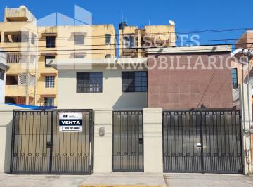 Casa · 200m² · 3 Recámaras · 2 Estacionamientos · (Lpcv2319) Casa en Venta en La Colonia Ampliación Unidad Nacional, Ciudad Madero