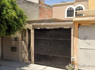 Casa de 3 habitaciones, Querétaro · Casa en Venta en Santiago Michac Villas de Santiago Santiago de Querétaro Querétaro