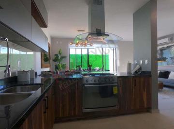 N/A · Casa en Venta en Querétaro en Zibatá con Roof Garden con Excelentes Vistas