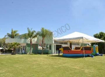 N/A · Terreno con 2 Salones de Fiestas y Amplios Jardines. Vocación Para Oficinas, Bodegas, Patio de Manio