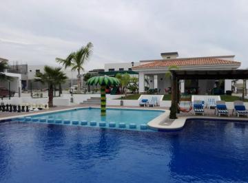Casa · 300m² · 3 Recámaras · 2 Estacionamientos · Casa en Azul Marino