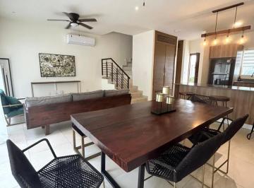 Casa · 100m² · 3 Recámaras · 2 Estacionamientos · Casa Amueblada en Selvanova Playa del Carmen
