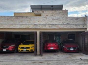 Casa en Venta Para Vivir o Para Oficinas en Los Pinos · Casa en Venta Para Vivir o Para Oficinas en Los Pinos
