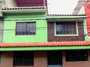 Casa de 4 habitaciones, Ecatepec de Morelos · Adquiere Bonita Casa Cerca del Metro Línea B y del Mexipuerto Ciudad Azteca️