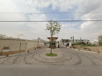 Casa en condominio de 4 habitaciones, Jesús María · Inmueble de Recuperación Ubicado en Calz. Paraiso 302,aguascalientes, Ags.