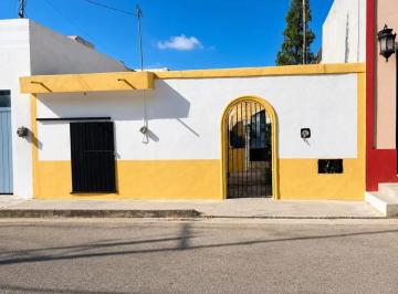 1 · En Venta Casa Los Arcos de Una Planta con Amplio Terreno en El Centro de Mérida