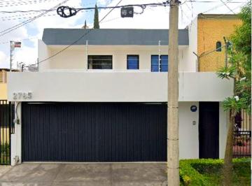 Casa de 4 habitaciones, Zapopan · Casa en Venta en Loma Bonita, Zapopan, Jal.