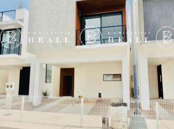Casa de 3 habitaciones, Chihuahua · Casa en Venta en Zona Reliz (Fraccionamiento Saratoga) Modelo Hudson