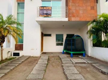 Casa de 3 habitaciones, Zapopan · Casa en Renta en Residencial Santa Margarita en Zapopan