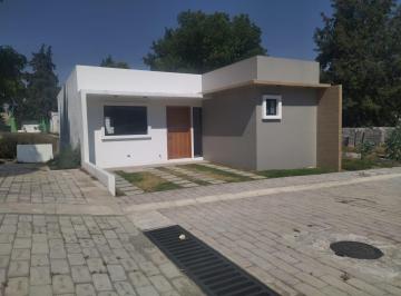 N/A · Tlalmanalco - Construcción Moderna de 120 m² Dentro de Terreno de 2,297 m²