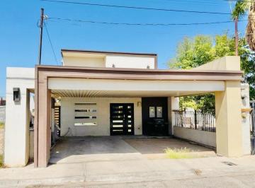 N/A · Casa en Renta Amueblada Los Laureles Mexicali | Incluye Internet y Mantenimiento